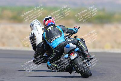 media/Oct-09-2022-SoCal Trackdays (Sun) [[95640aeeb6]]/Turn 14 Backside (1125am)/